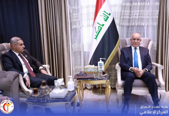 وجرى خلال اللقاء مناقشة عدة أمور مشتركة لتعزيز التعاون بين النقابة والوزارة