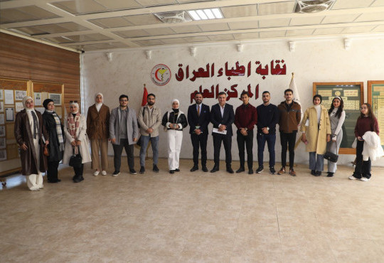 فريق أمد الطبي الذي يتكون من طلبة كليات الطب من جامعات مختلفة