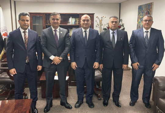السيد وكيل وزير التعليم العالي للشؤون العلمية الأستاذ الدكتور حيدر عبد ضهد
